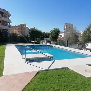 Apartamento En La Playa Con Piscina , Benalmadena Spain